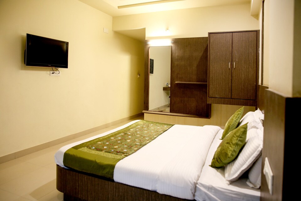 OYO 976 Hotel North Star, Gulab Bagh, Udaipur