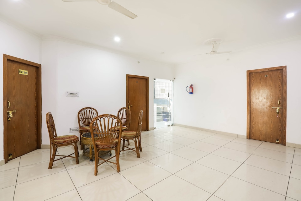 Hotel O Star Rooms, Vikas Nagar Lucknow, Lucknow