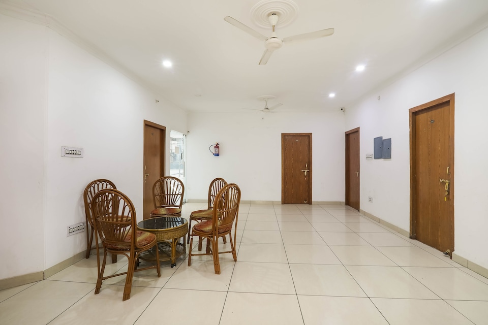 OYO 76616 Star Rooms, Vikas Nagar Lucknow, Lucknow