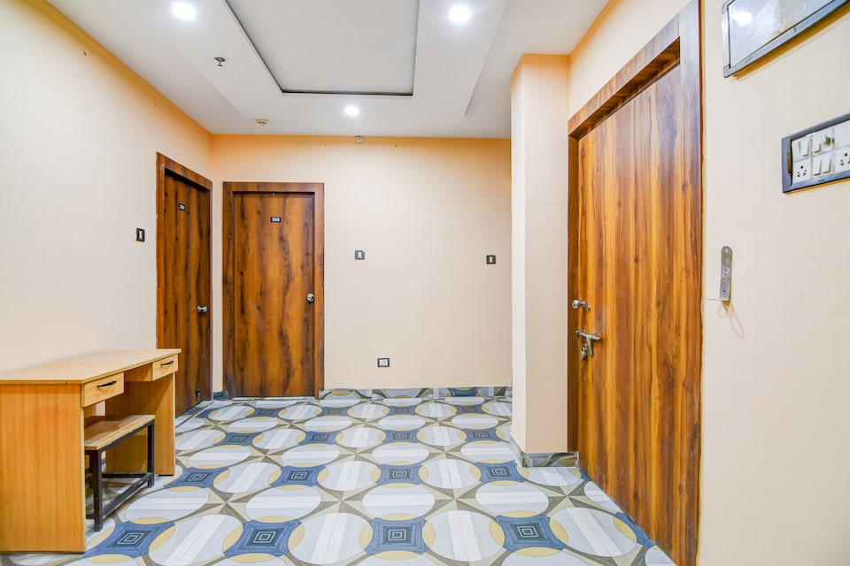Super Hotel O DumDum Thana More Formerly Bimla Regency, VIP Road Kolkata, कोलकाता