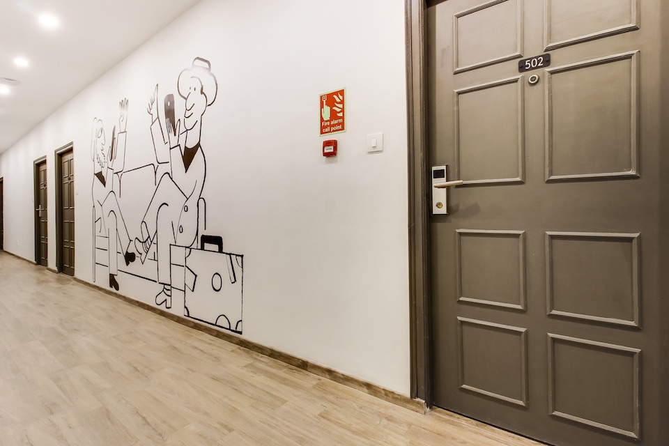 Townhouse Meridian Regency, Lakdikapul, Hyderabad