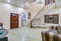 Hotel O Raka Inn