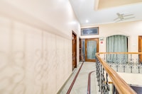 Hotel O Raka Inn