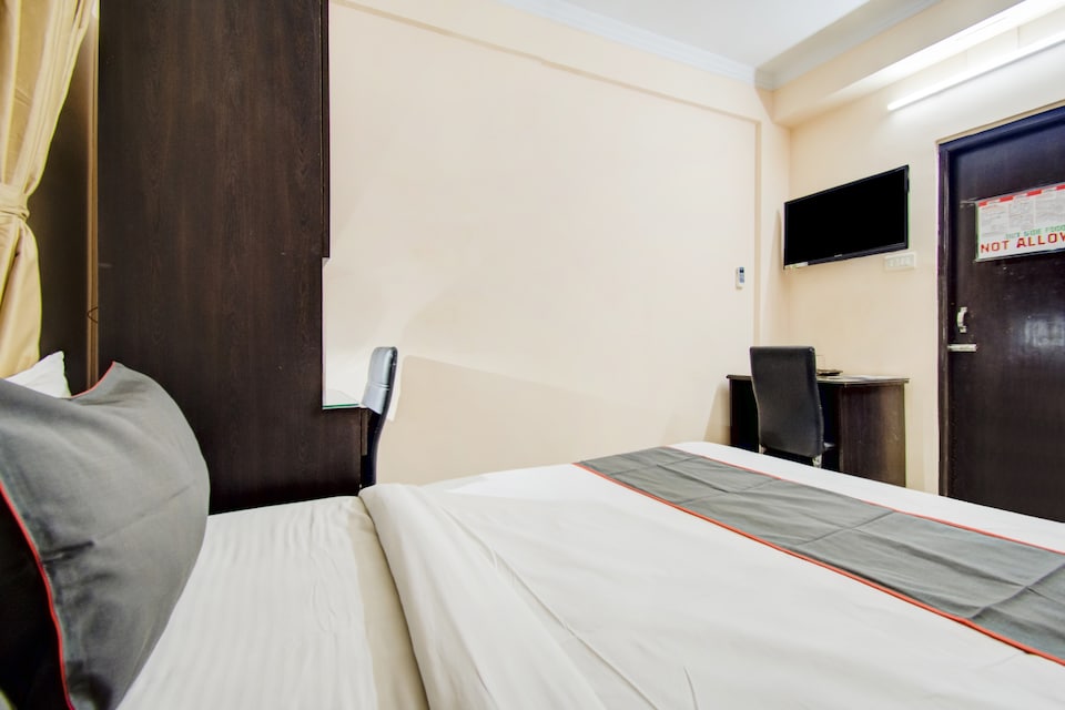 Collection O 76651 Dovers Inn, Gariahat Kolkata, Kolkata