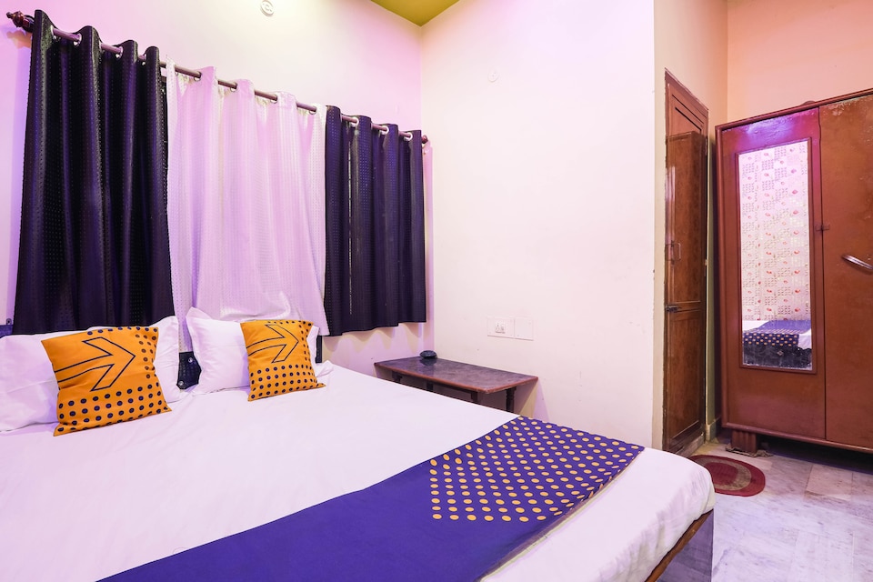 SPOT ON 76660 Hotel Holiday Classic, Kanpur Railway Station, Kanpur
