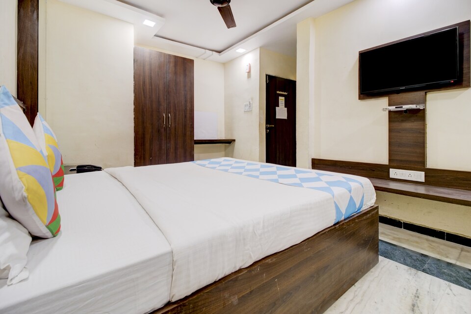 LIVE AS MUM2496, Mumbai Airoli-Vashi, Mumbai