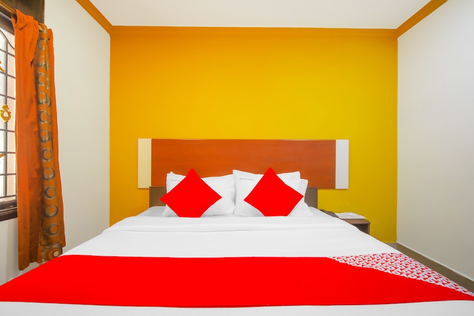 OYO Flagship 76696 Skyry Hotels, Nungambakkam Chennai, Chennai