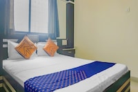 SPOT ON 76708 Shourya Lodge