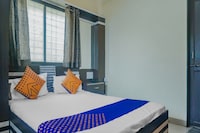 SPOT ON 76708 Shourya Lodge