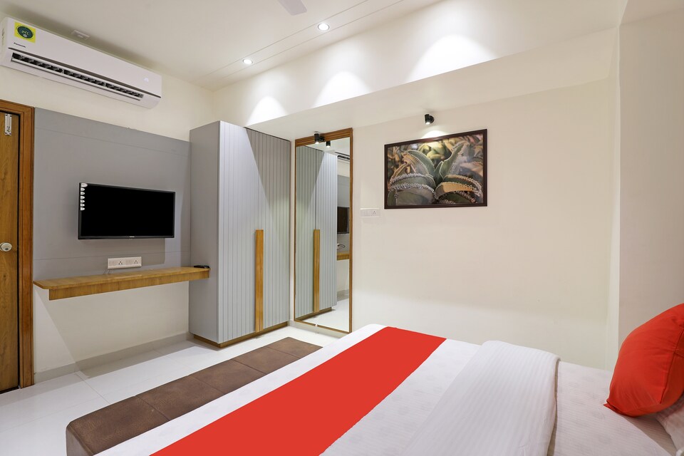 OYO 76716 Anytime Hotel, Ahmedabad Airport, Ahmedabad
