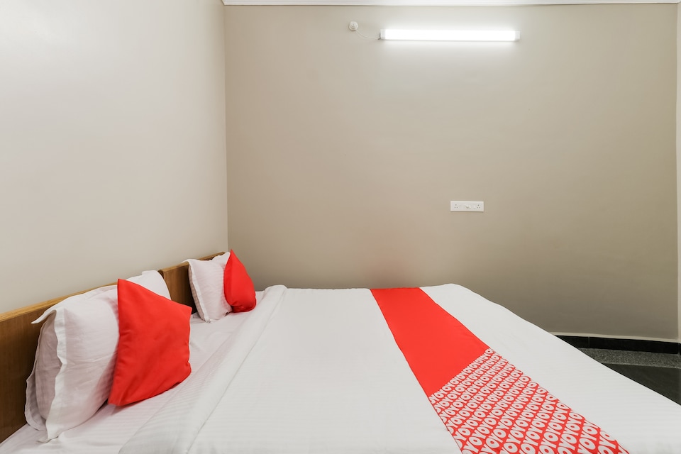 OYO Flagship 76732 Bala Residency, Madurai City Centre, Madurai