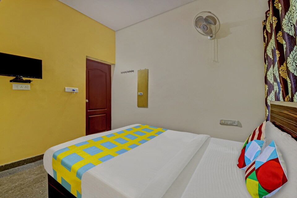 SPOT ON 76744 Sunrise Guest House & Caffe, Mysore Kuvempu Nagar, Mysore