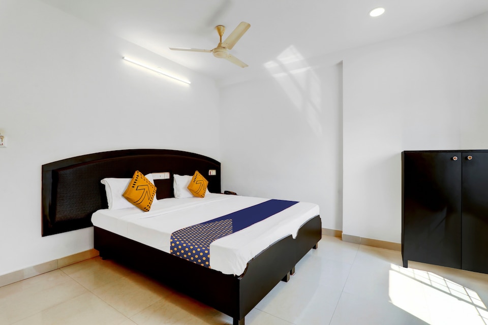 SPOT ON 76749 Hotel Fortune Inn, Railway Station Mangalore, Mangalore
