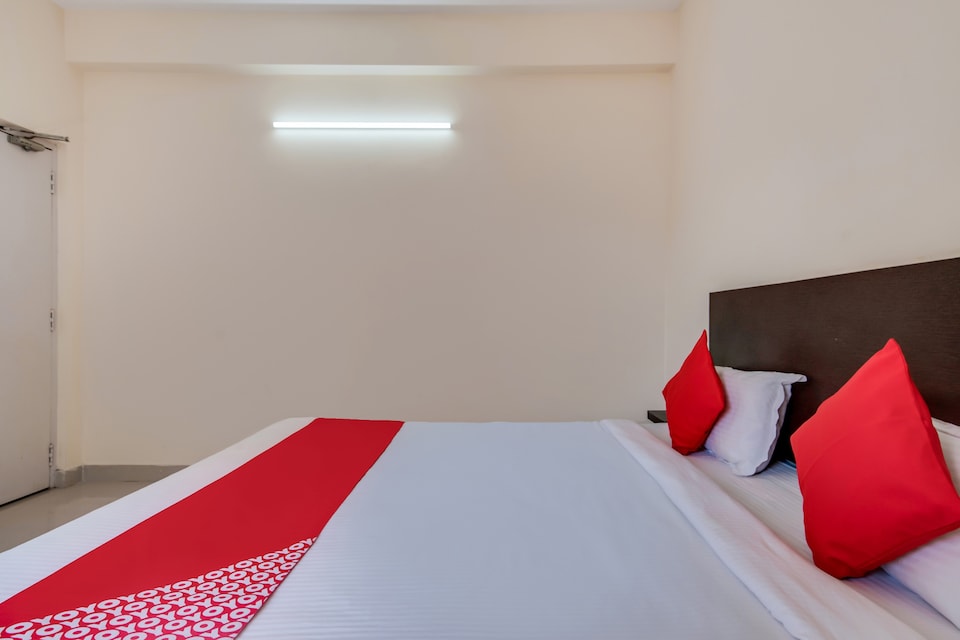 OYO 76752 Goverdhan Rooms, Beach Side Visakhapatnam, Visakhapatnam