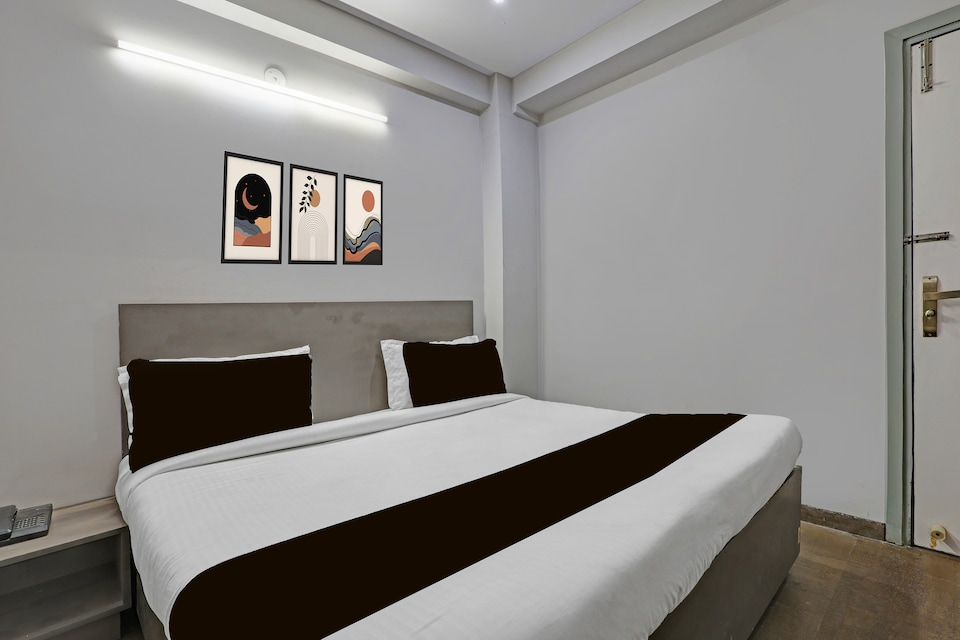 Super Hotel O High Sky , Anand Vihar Delhi, Delhi