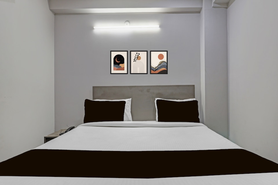 Super Hotel O High Sky , Anand Vihar Delhi, Delhi