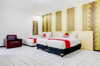 OYO 90114 New Cipayung Asri Hotel