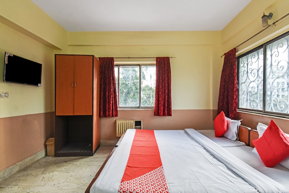 OYO Vaishali Guest House Near St. Thomas's Church, Esplanade Kolkata, Kolkata