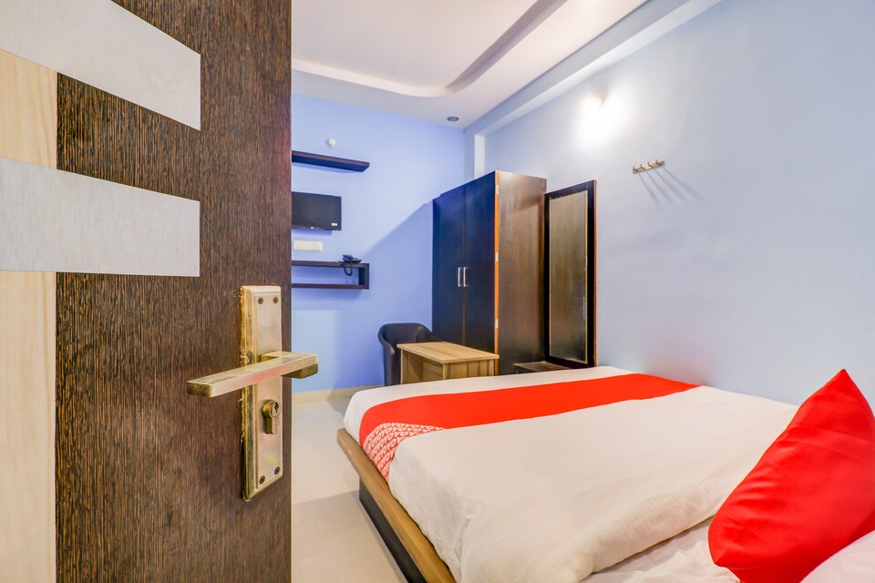 OYO Flagship 76783 Hotel Mount View, Airport Wardha Road, Nagpur