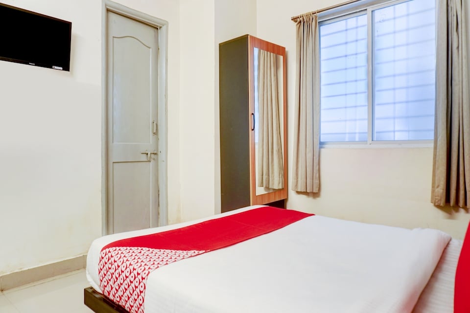 OYO PUN1356 Hotel Novel In, Chakan Pune, Pune