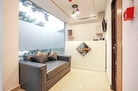 Hotel O Golden Stone Near Electricity Office Vasundhara 