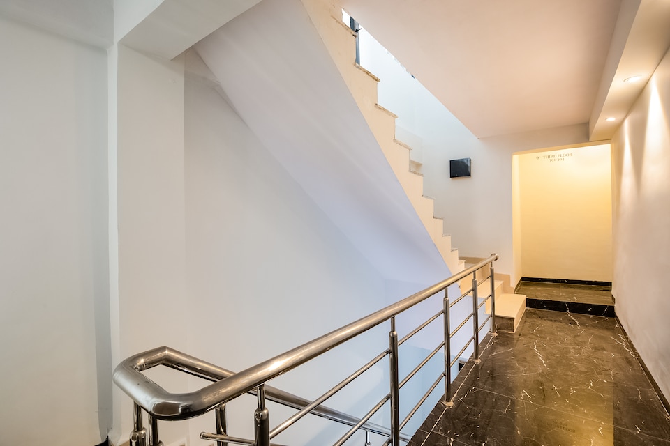 Hotel O S7, Vijay Nagar Indore, Indore