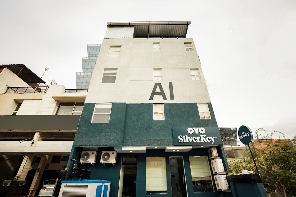 Hotel O S7, Vijay Nagar Indore, Indore