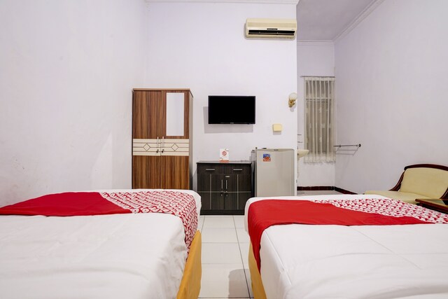 OYO 90118 Hotel Diamond Syariah