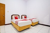 OYO 90118 Hotel Diamond Syariah