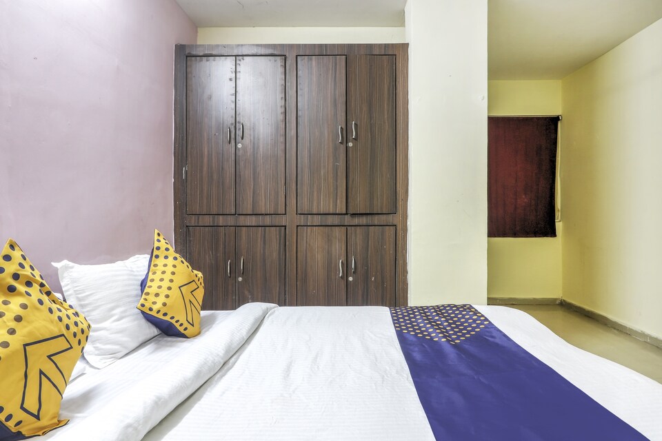 SPOT ON 76856 Rm Guesthouse, Madhapur, Hyderabad