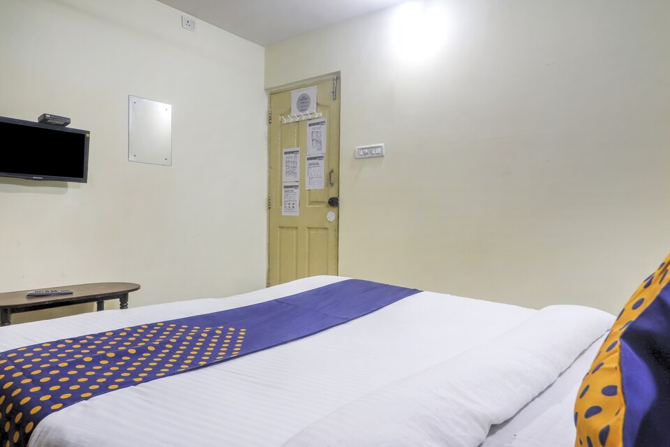 SPOT ON 76856 Rm Guesthouse, Madhapur, Hyderabad