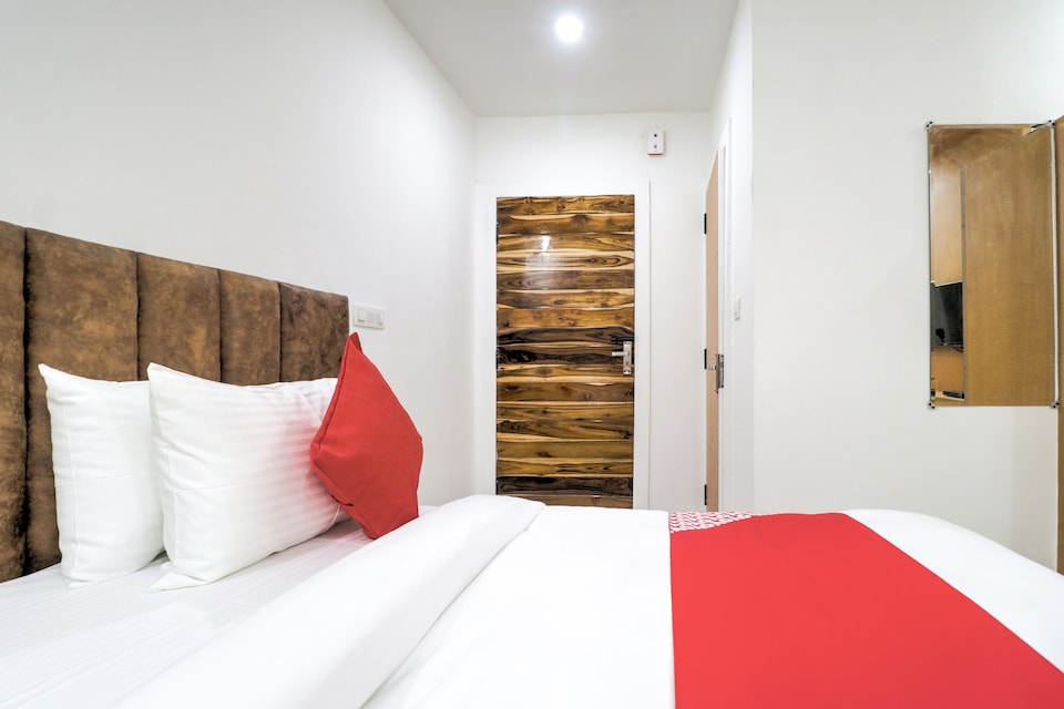 OYO 76864 Hotel Ocean, Faridabad, Faridabad