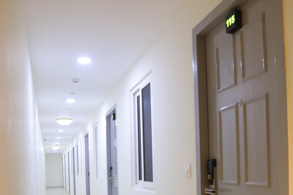 Collection O Grace Residency Near Chennai International Airport, Airport Chennai, Chennai