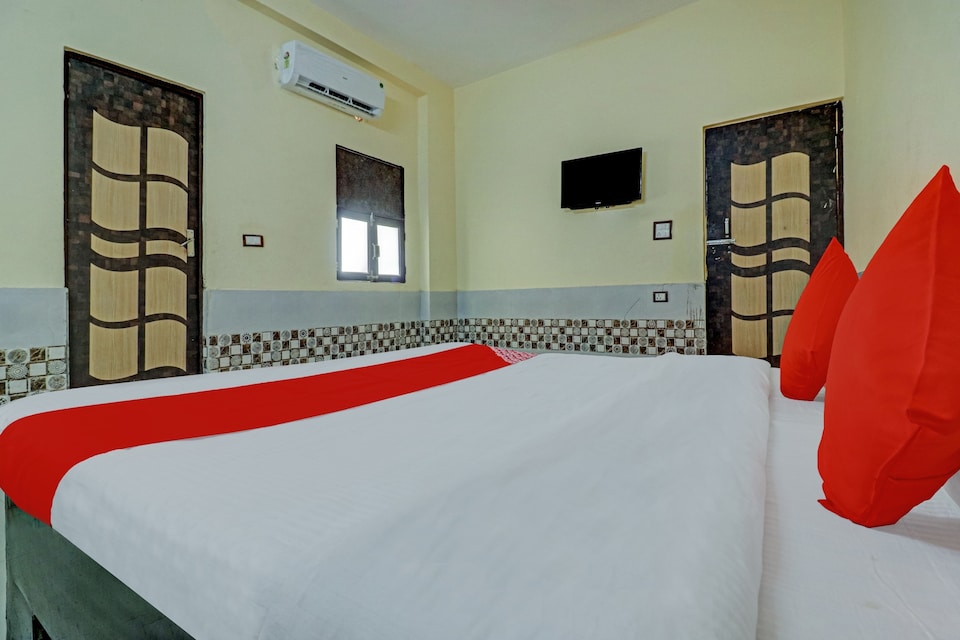 OYO 76879 Hotel Sudama Dham Inn, Iskcon Vrindavan, Vrindavan