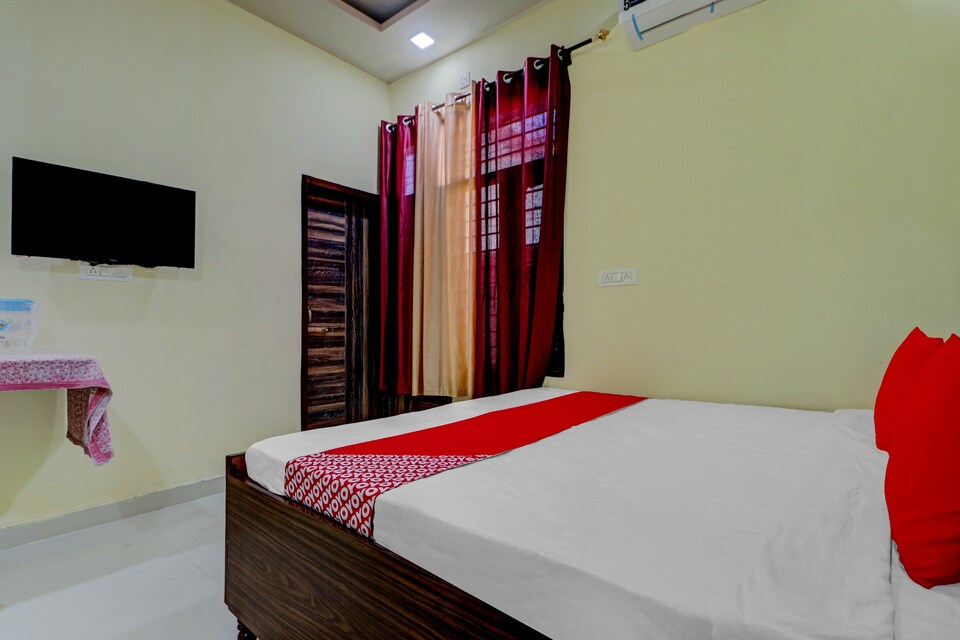 OYO 76880 Hotel 2 Cubes, Jalandhar, Jalandhar