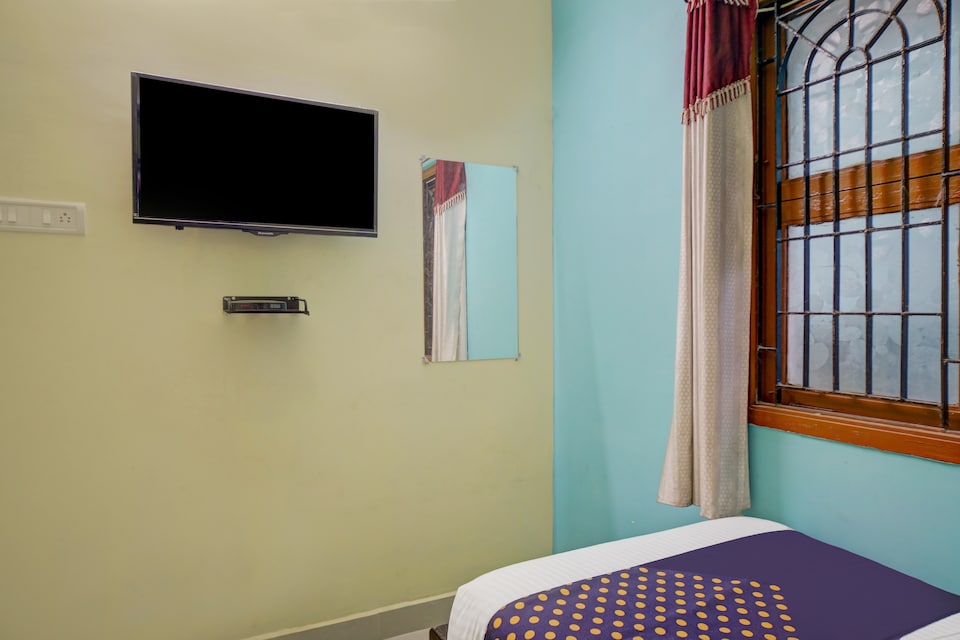SPOT ON CHN1631 Premam Service Apartment, GST Chennai, Chennai