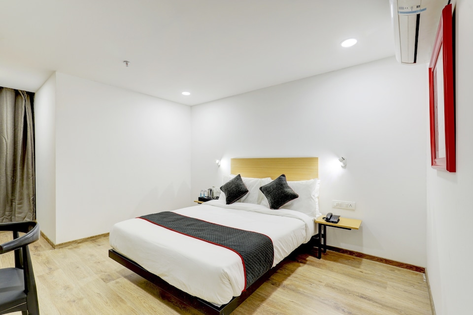 Townhouse APMC Metro Station Formerly Rajyash Rise, Satellite-Prahlad Nagar Ahmedabad, Ahmedabad