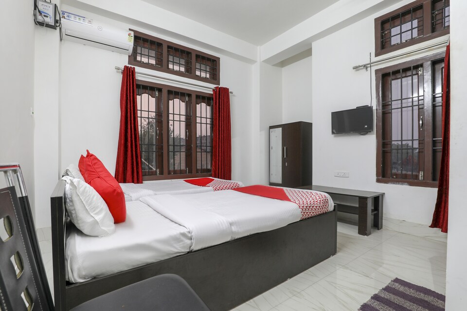 OYO 76942 Grand Eastern Residency, ISBT Guwahati, Guwahati