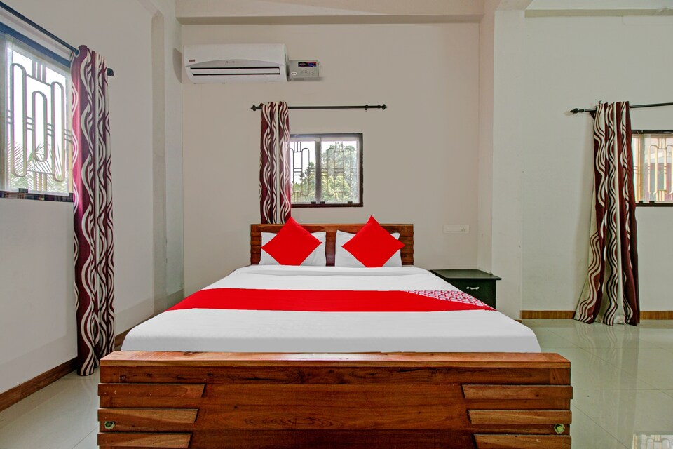 OYO 76956 Eden Tourist Home, Calicut City-II, Calicut