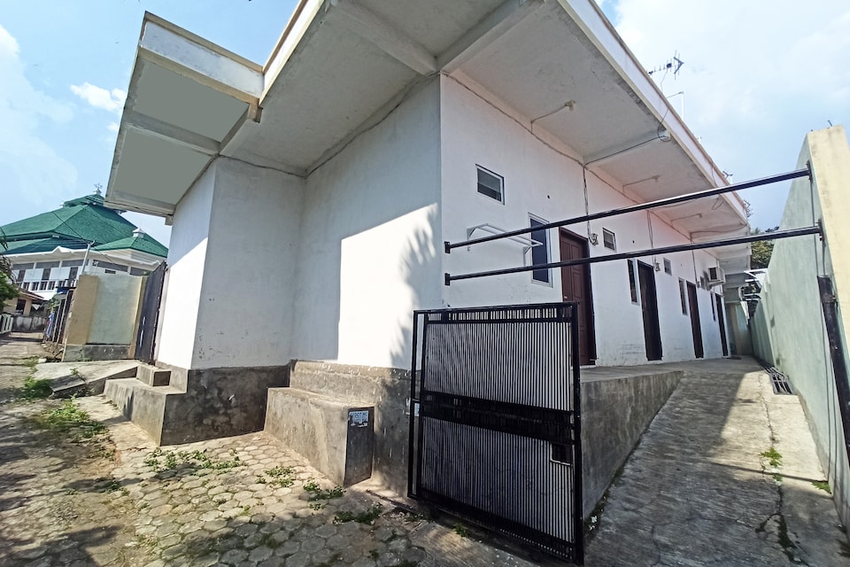 OYO 90125 Beverly Hills Syariah, Bandar Lampung, Bandar Lampung