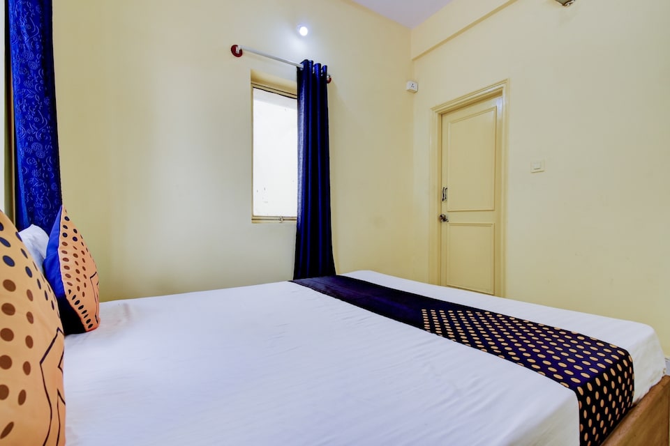 SPOT ON 76963 Crystal Homes, Kalyan Nagar Bangalore, Bangalore