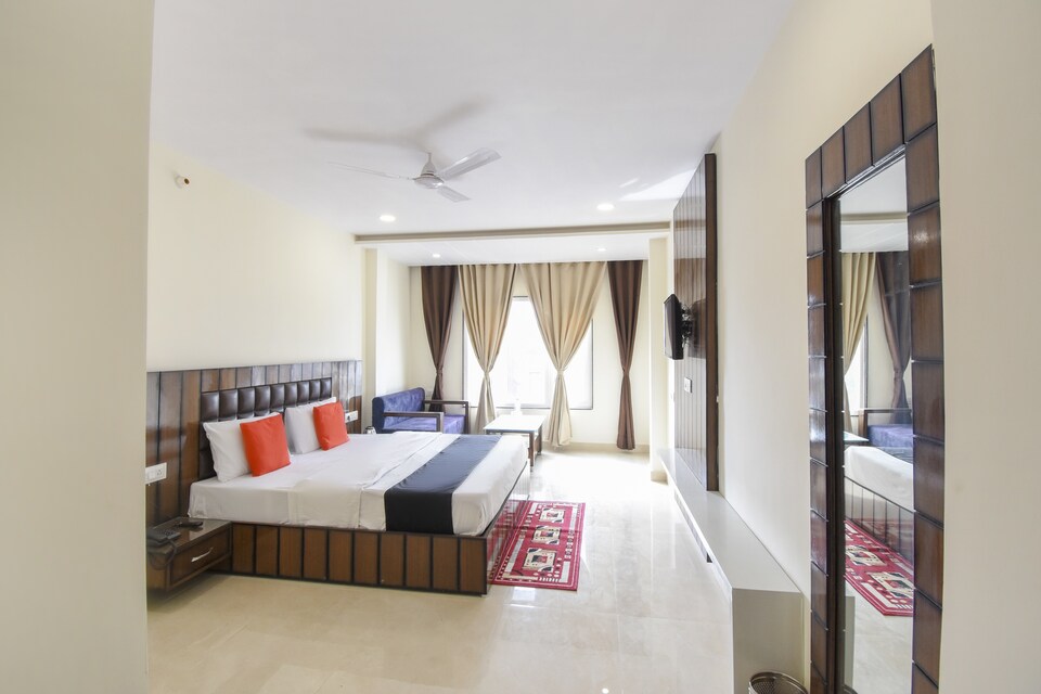 Collection O HRD345 Hotel Red Coral, Bhupatwala Haridwar, Haridwar