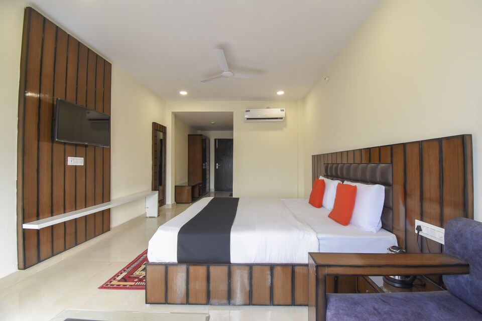 Collection O HRD345 Hotel Red Coral, Bhupatwala Haridwar, Haridwar