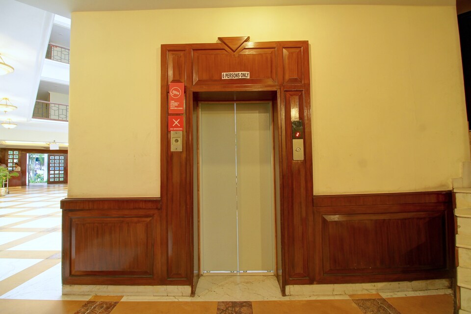 OYO 11156 Hotel Bangalore International, Majestic Bangalore, Bangalore