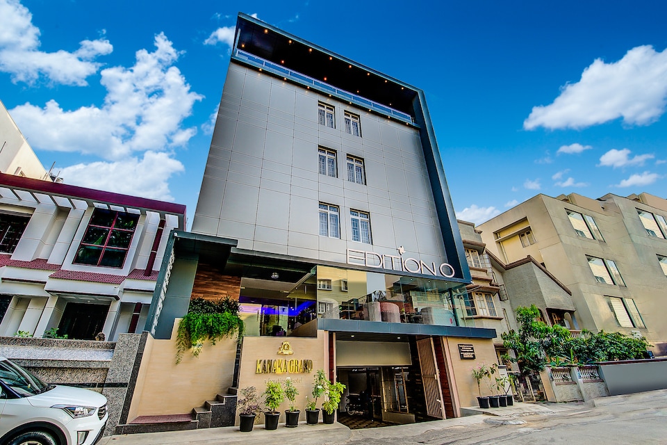 Collection O 77042 Tetrad Hotel (kanaka Grand), Hebbal Bangalore, Bangalore