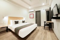 Townhouse Hello Stayz