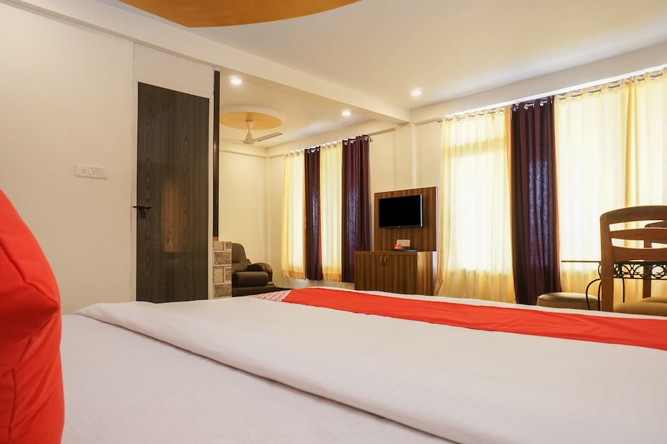 Capital O Panchgani Holiday Home, Mahabaleshwar, Mahabaleshwar