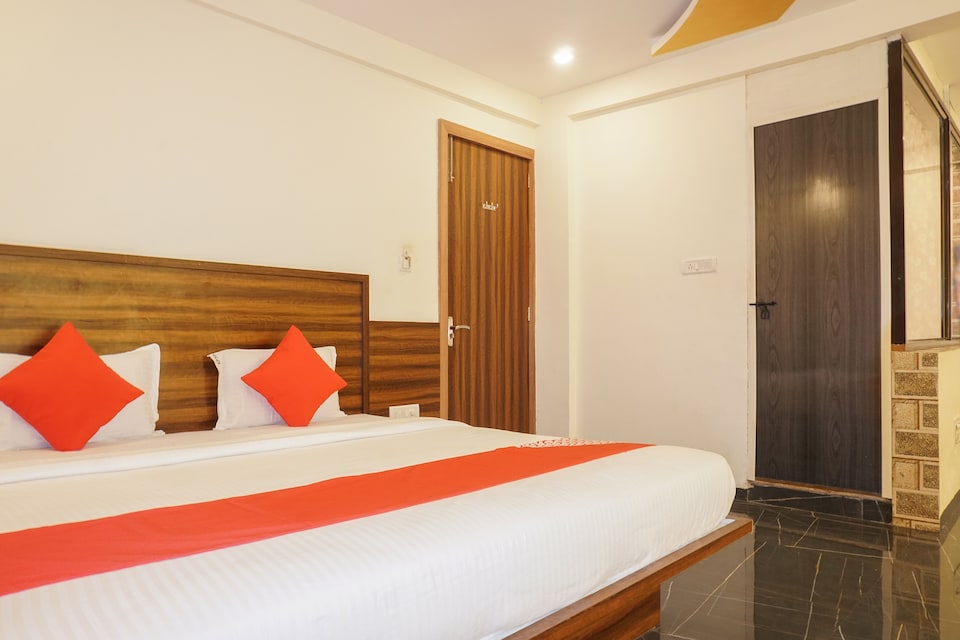 Capital O Panchgani Holiday Home, Mahabaleshwar, Mahabaleshwar