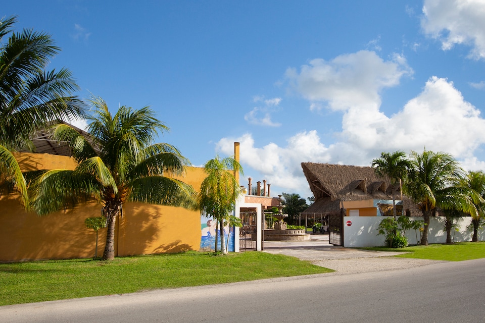 OYO Hotel Hacienda Ixtlan , Cozumel, QROO, Cozumel