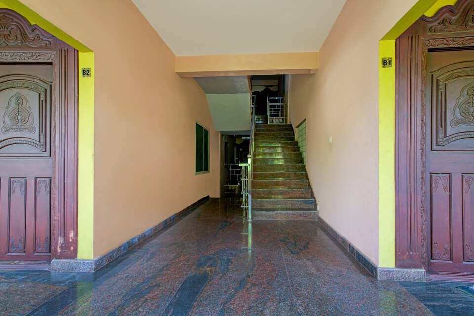 SPOT ON 77127 Aysha Arcade, Thrissur, Thrissur